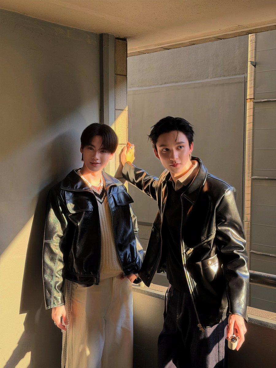 kerdomundi's tweet photo. ก่อนเลิกเรียนเดินไปเข้าห้องน้ำ เจอพี่ยิวจิมปอฉามยืนไถตังค์น้องแป้ดปอฉองข้างตึกห้องแนะแนวอีกแน้วค่ะ พอเข้าไปถามบอกผมเปล่าไถตังค์ ผมมาขอใจเทอแลกเบอร์โทรครับ ธงฉีแดงมาเทอร์เอาไปทิ้งได้เลย ฝันร้ายใครไม่รู้ผมบอกแล้วผมฝันดีน้องแป้ดแน่นอล/เขตปลอด⛔️🚩
#ryujinpatji https://t.co/6eED5zOSmr