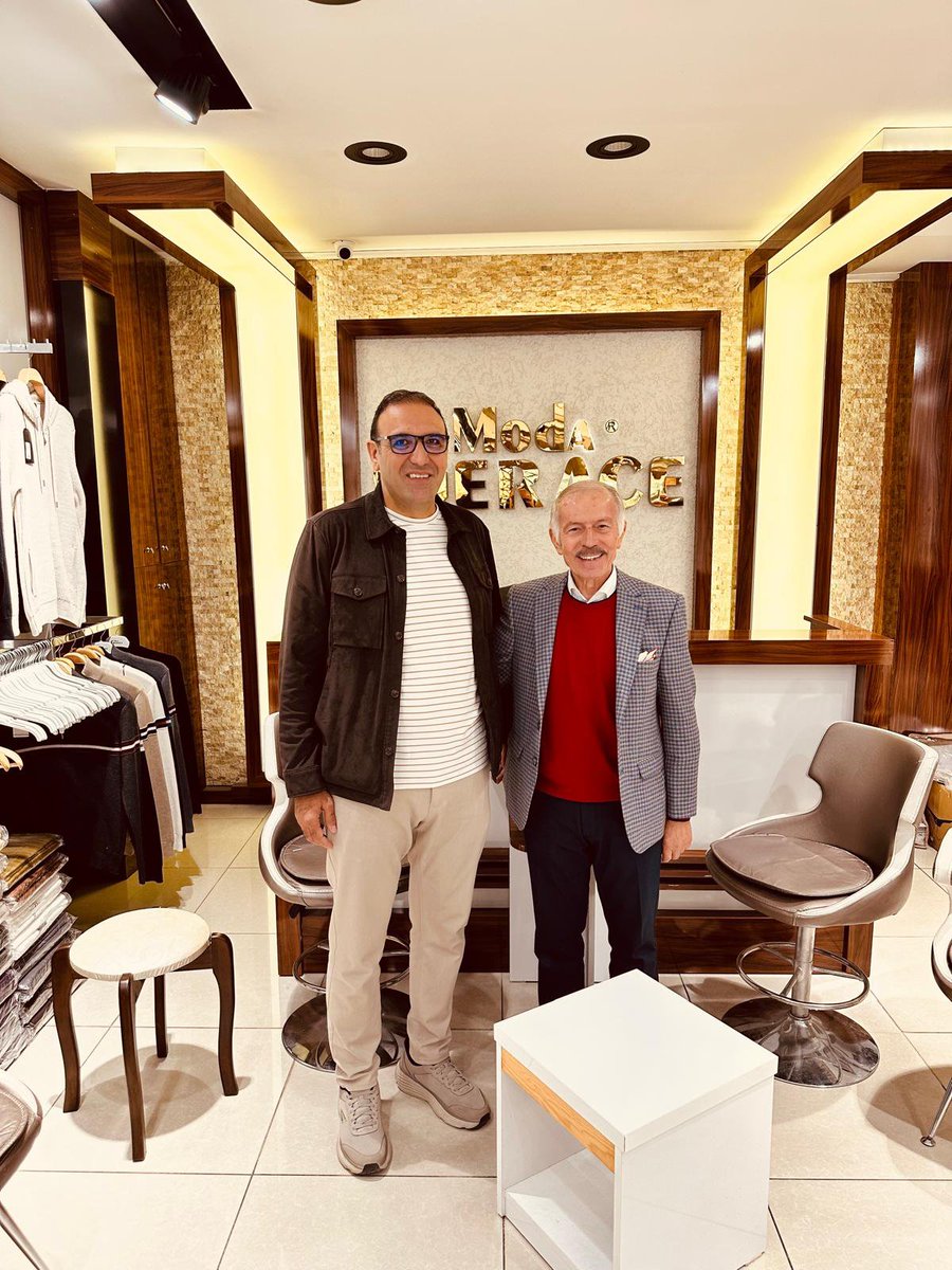 atilaaydiner's tweet photo. GERACE TRİKO VE TEKSTİL’in kıymetli ismi, sevgili kardeşim ve dostum İsmet Öztunç’u mağazasında ziyaret ettim. Efendiliği, nezaketi ve samimi ev sahipliğiyle bizleri en güzel şekilde ağırlayan değerli kardeşime teşekkür ediyor, çalışmalarında başarılar diliyorum. https://t.co/yVyXnLiLry