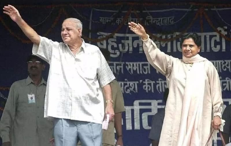 MurariLalBharti's tweet photo. बीएसपी बिन बहुजन तू
दर - दर की ठोकर खाएगा
सोच ले बहुजन नहीं तो एक दिन
खड़ा-खड़ा पछताएगा
#Jay_Bhim https://t.co/KrZBjTg5F9