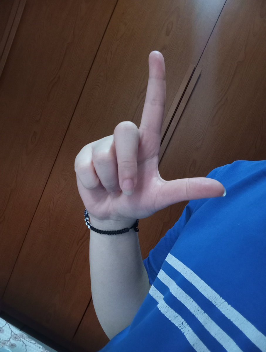 hiigashikats's tweet photo. 13:13 https://t.co/tOMeF7MBx8