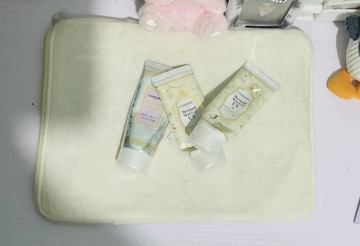 jkjmbg's tweet photo. ขอแนะนำกันแดดcanmakeสูตร01Clearค่ะ ตัวนี้จะเนื้อเนื้อเจลใสเวลาทาแล้วเกลี่ยๆน้องจะแตกตัวเป็นน้ำจะช่วยเติมความชุ่มชื้น เป็นกันแดดที่ใช้แล้วหน้าฉ่ำ✨ ผิวดูอิ่มน้ำมาก💦 #shopeeaffiliate 

https://t.co/rJfIFleMYQ https://t.co/9XGvFWJee5