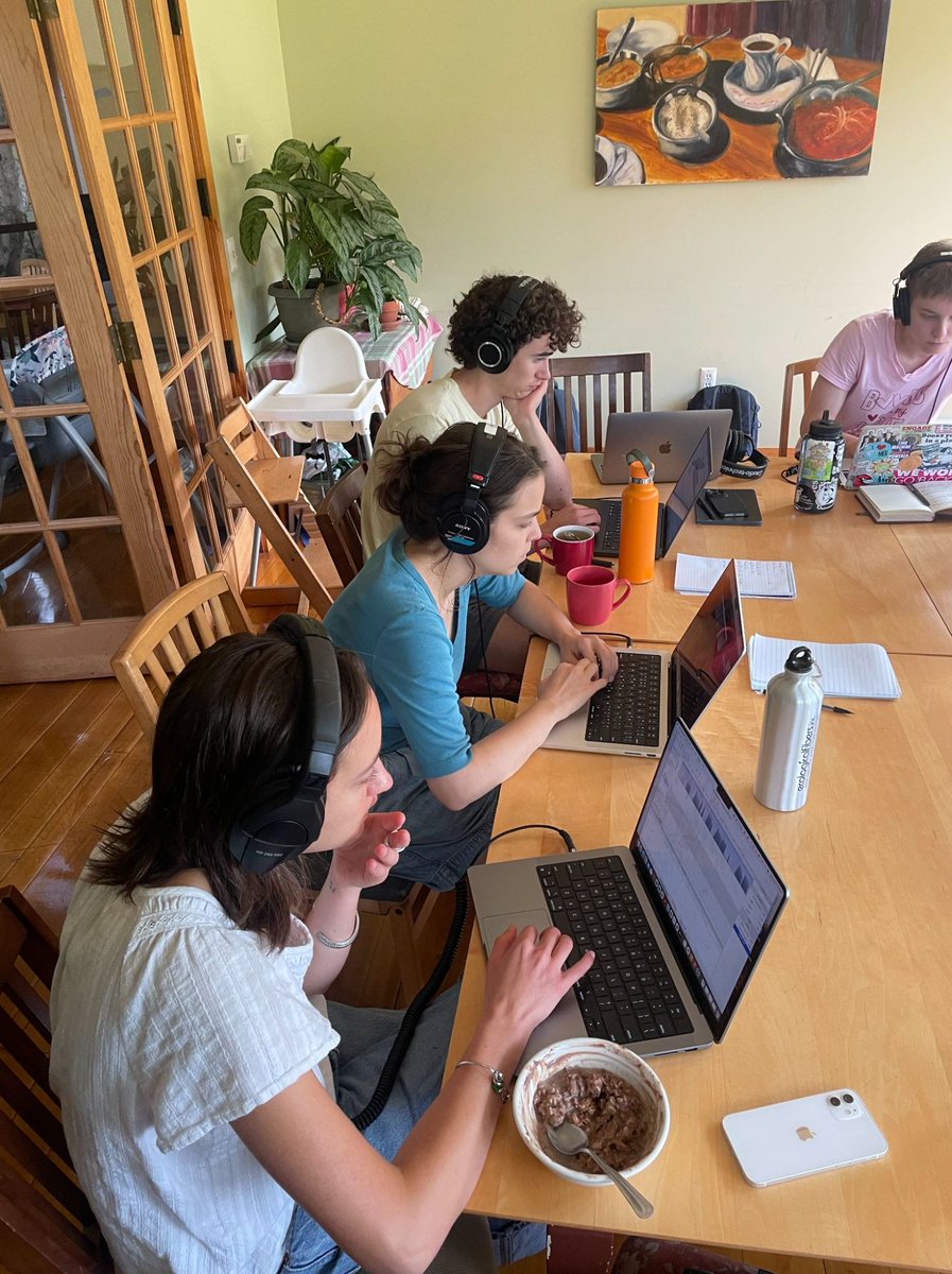 Transom_org's tweet photo. Big thanks to @HindenburgNews, sponsor of this year's workshops! Students used Hindenburg to edit their 1st radio stories in our recent S Africa &amp; Massachusetts workshops. 🎧

We're grateful to Hindenburg for supporting Transom + the next generation of audio storytellers. 💛 https://t.co/WtdDbqfhj3