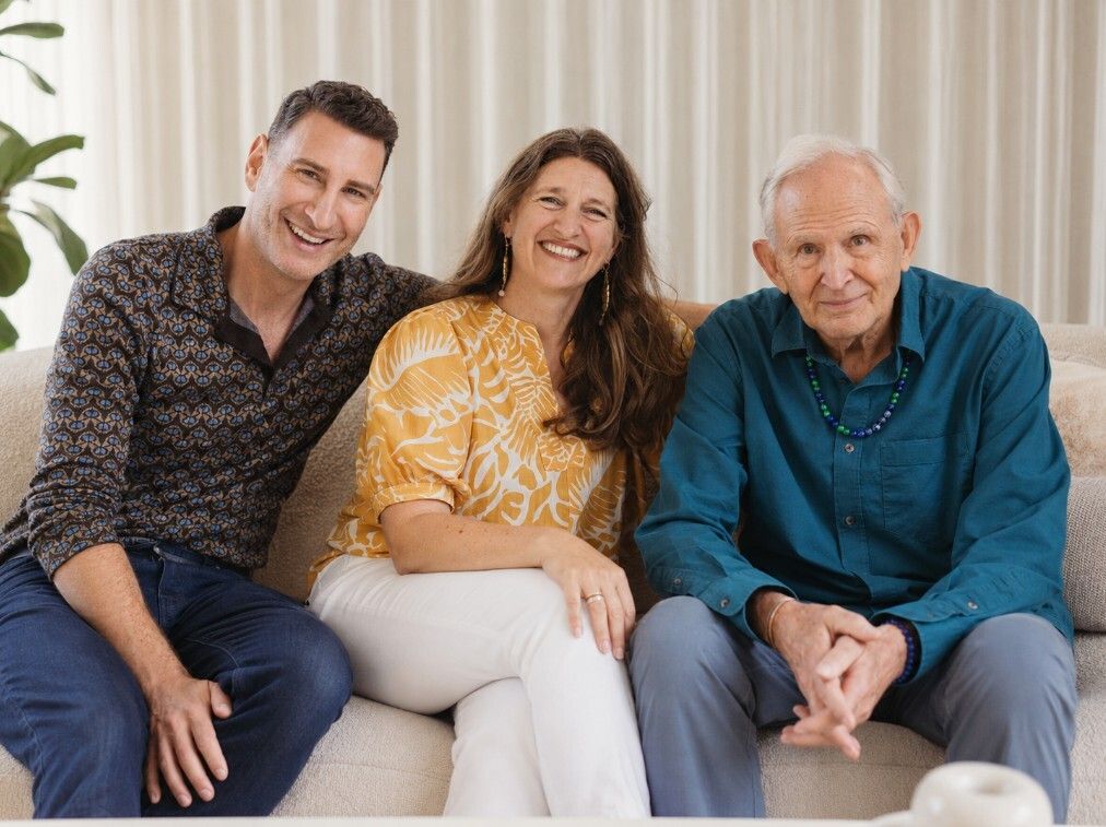 DrAschwartz's tweet photo. You've done the work. Something's still holding on.
Welcome to your Healing Journey Accelerator. A live program with small-group coaching, taught by Dr. Scott Lyons, Dr. Arielle Schwartz, &amp; Dr. Peter Levine—for people ready to go deeper than ever before. 🔗https://t.co/xX3Hw9JtPU https://t.co/fj0IJZll89