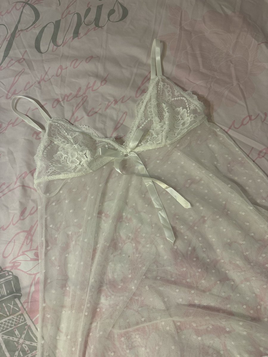 cndygrrl's tweet photo. matching lingerie w gf https://t.co/esg1p1JU6j