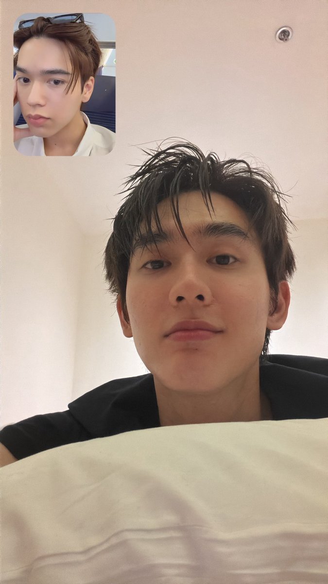 mumumerrie's tweet photo. น้อยใจตอนนี้พี่ไปง้อไม่ได้นะ🙁 https://t.co/2sNF4uSy1r