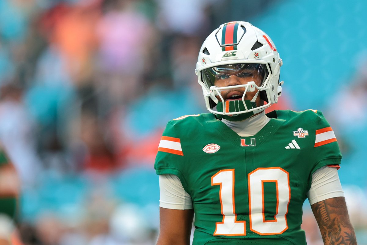 UnderdogCFB's tweet photo. Darian Mensah against the blitz this season:

33/37 passing
463 passing yards
8 TDs
0 INTs https://t.co/fvLYtUxoh3
