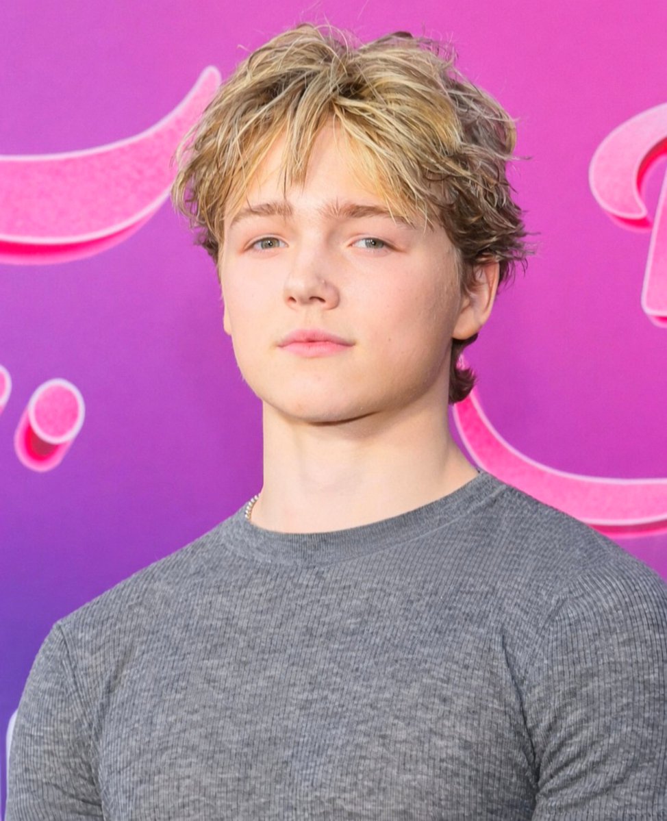chrisconnvery's tweet photo. Christian Convery at the premiere of "Rolling Loud: the movie" in Los Angeles, California.

via GettyImages. https://t.co/0bxl7jtfDA