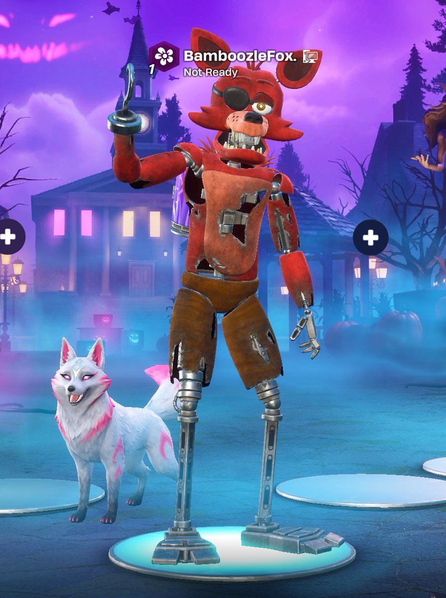 TheBamboozleFox's tweet photo. A Fox being a Foxy Fox with a Fox pet 🦊 https://t.co/Ra5kDcGGkf