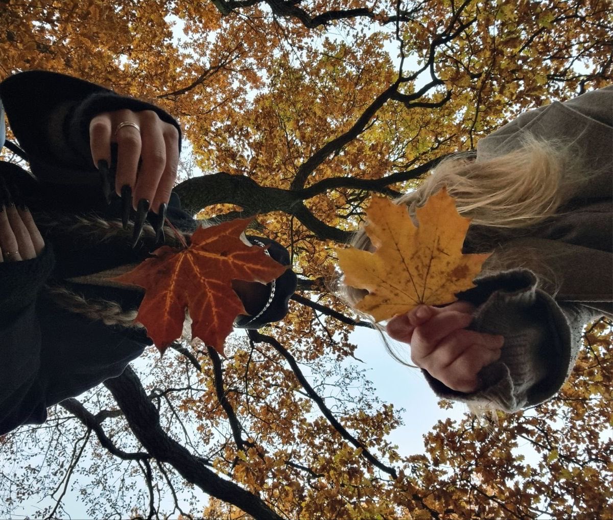 Liaphotos_'s tweet photo. October vibes. https://t.co/CuUeENAklA