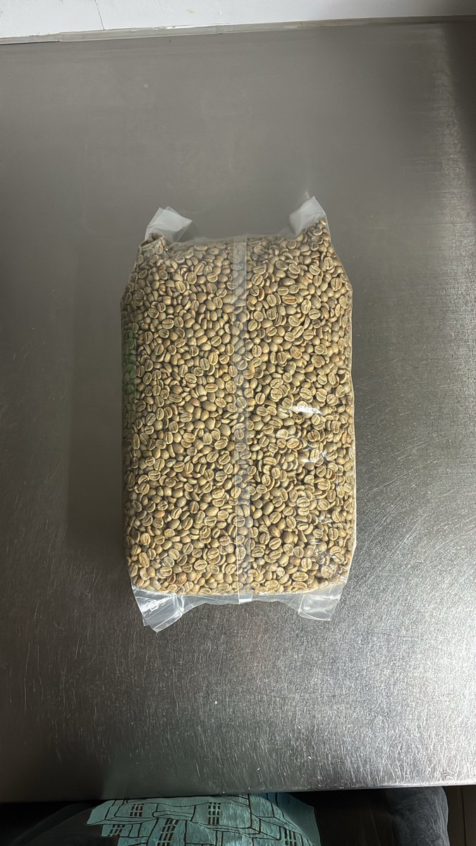 sayamacoffee's tweet photo. 🇨🇷 コスタリカ「Pilangosta」販売します。
ハニー精製、180g 1,800円（税込）。
4名様限定・先着順です。
ご希望の方はDMください☕️ https://t.co/iDywguIIzB