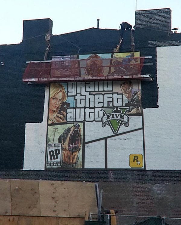 GameRoll_'s tweet photo. 2013 vs 2026

GTA 6 artwork is now being put up in New York City. In 10+ years time, people will post images of this just as they do with GTA 5’s mural.

We’ve made it guys. Marketing is here. https://t.co/Iy21MUIYPG