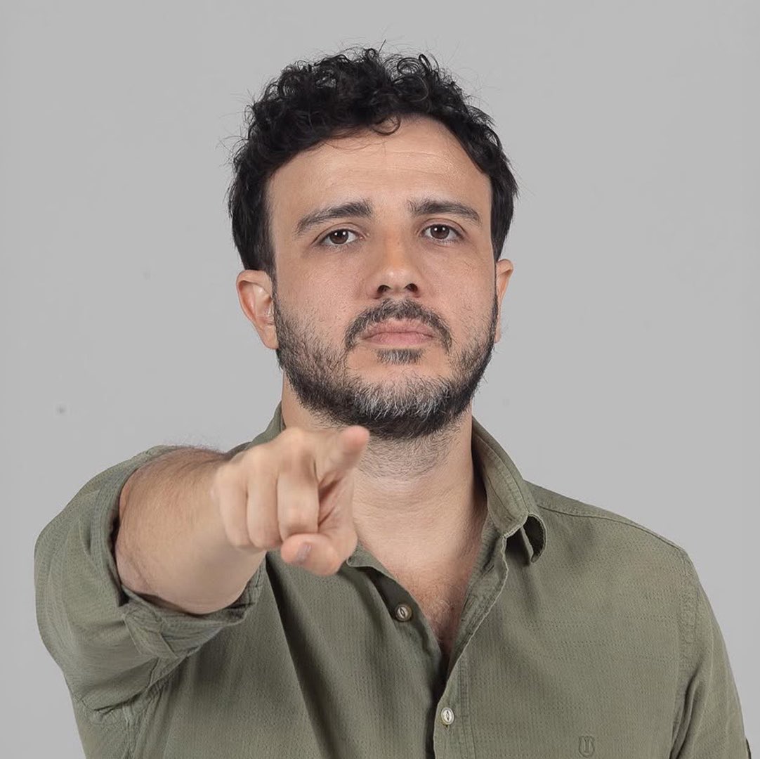 PortalBabados's tweet photo. 🚨Após Globo não convidar Renan Santos para o Debate, alguns apoiadores do Candidato a presidência declararam voto em Lula no Segundo turno para se “Vingar” De Flávio Bolsonaro e Globo 😳 https://t.co/OPH70mtpby