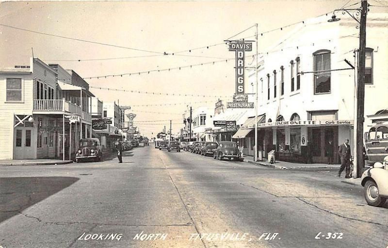 TalkOTitusville's tweet photo. "Wish you were here." 💌 That's what this little postcard said, a century ago. Titusville sold sunshine, river fishing, and small-town charm one three-cent stamp at a time. (Image: HipPostcard.)
#TalkOfTitusville #TitusvilleHistory #OldFlorida #Postcards #FloridaHistory https://t.co/8ceWyyPryk