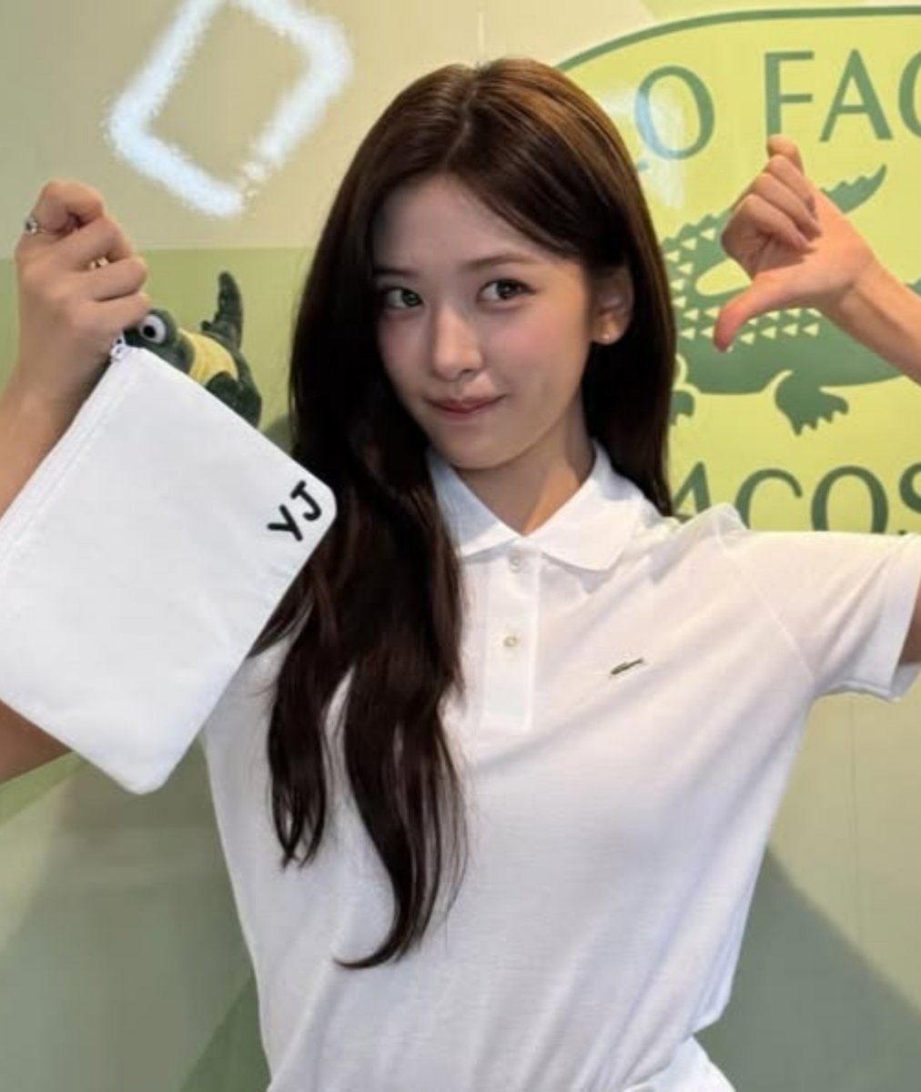 lostinyujin's tweet photo. can't wait to see yujin slaying ✨🐶

#ANYUJIN #LACOSTE
#LacosteSS27 #PFW @Lacoste https://t.co/8sQhGOstBo