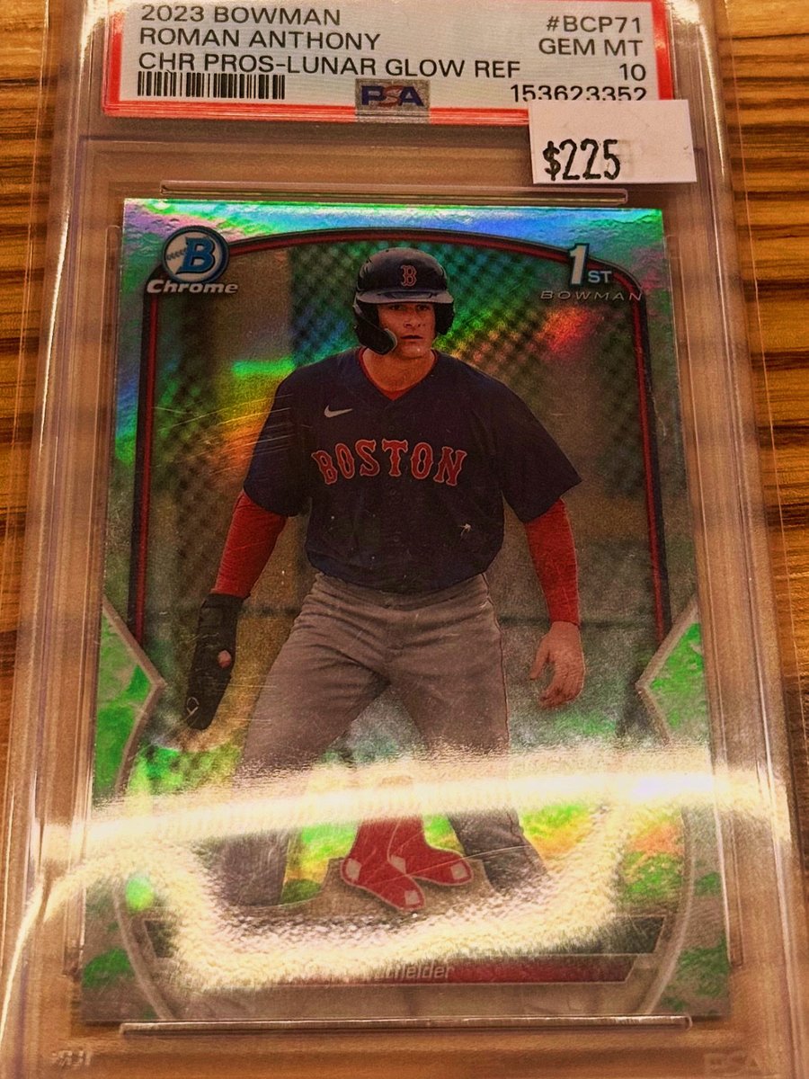 COLDVESSELBOS's tweet photo. Great so now what’s the value of my card 🤣‼️❓should I hold it, sell it, or give it away? #redsox #dirtywater #boston #mlb #romananthony https://t.co/JdrRmEHhxR