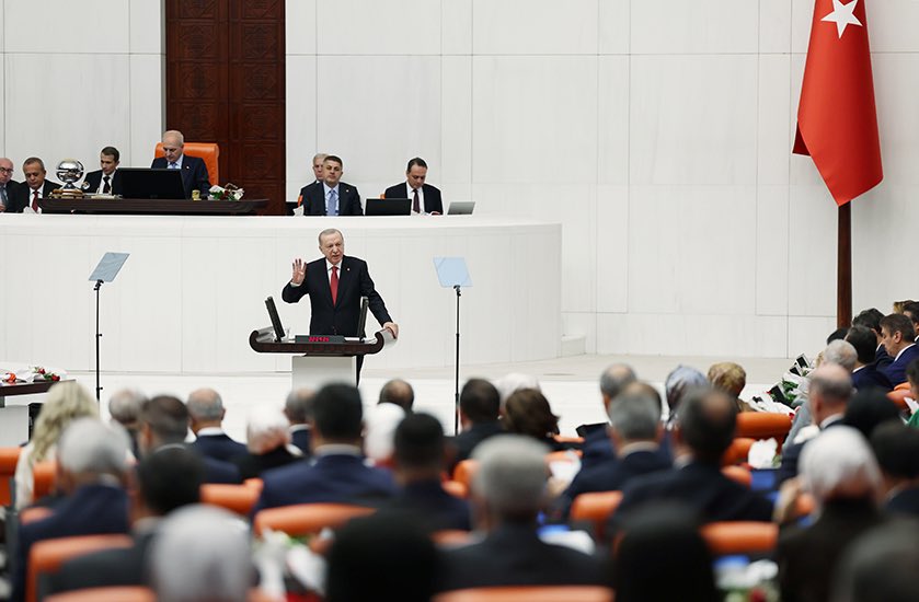 mustafasenbd's tweet photo. Türkiye Büyük Millet Meclisi 28’inci Dönem 5’inci Yasama Yılı açılışını Genel Başkanımız, Cumhurbaşkanımız Sayın @RTErdogan’ın teşrif ve hitaplarıyla gerçekleştirdik.

Yeni yasama yılının ülkemiz ve necip milletimiz için hayırlara vesile olmasını Cenab-ı Hak’tan niyaz ediyorum. https://t.co/Q5ggdVKnQl
