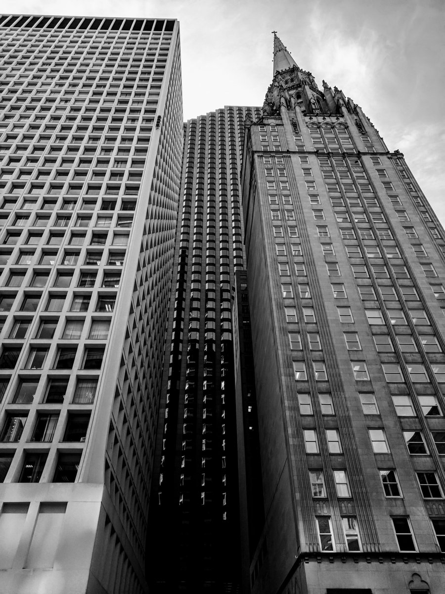 EmpireofVisuals's tweet photo. The architecture of Chicago https://t.co/JRe2GYMKVv