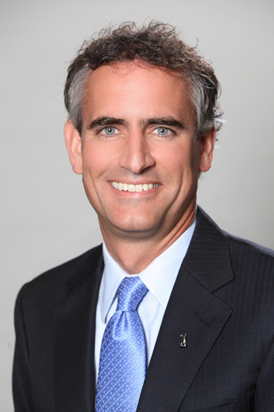 CollisionWeek's tweet photo. The Hartford Names Mo Tooker CEO as Christopher Swift Moves to Executive Chair dlvr.​it/TVkbyr https://t.co/V6eqrsxjim