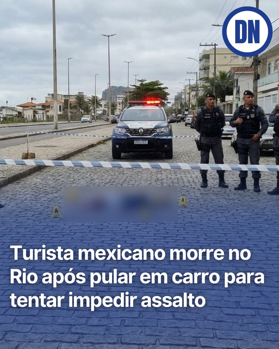 RedacaoDN's tweet photo. O golpe começava com um abraço e terminava com celulares furtados.

Um turista mexicano morreu no Rio após tentar impedir a fuga de criminosos que, segundo a polícia, abordavam vítimas simulando uma interação amistosa. Um suspeito foi preso.

Entenda o caso no Diário de Notícias. Link na bio.