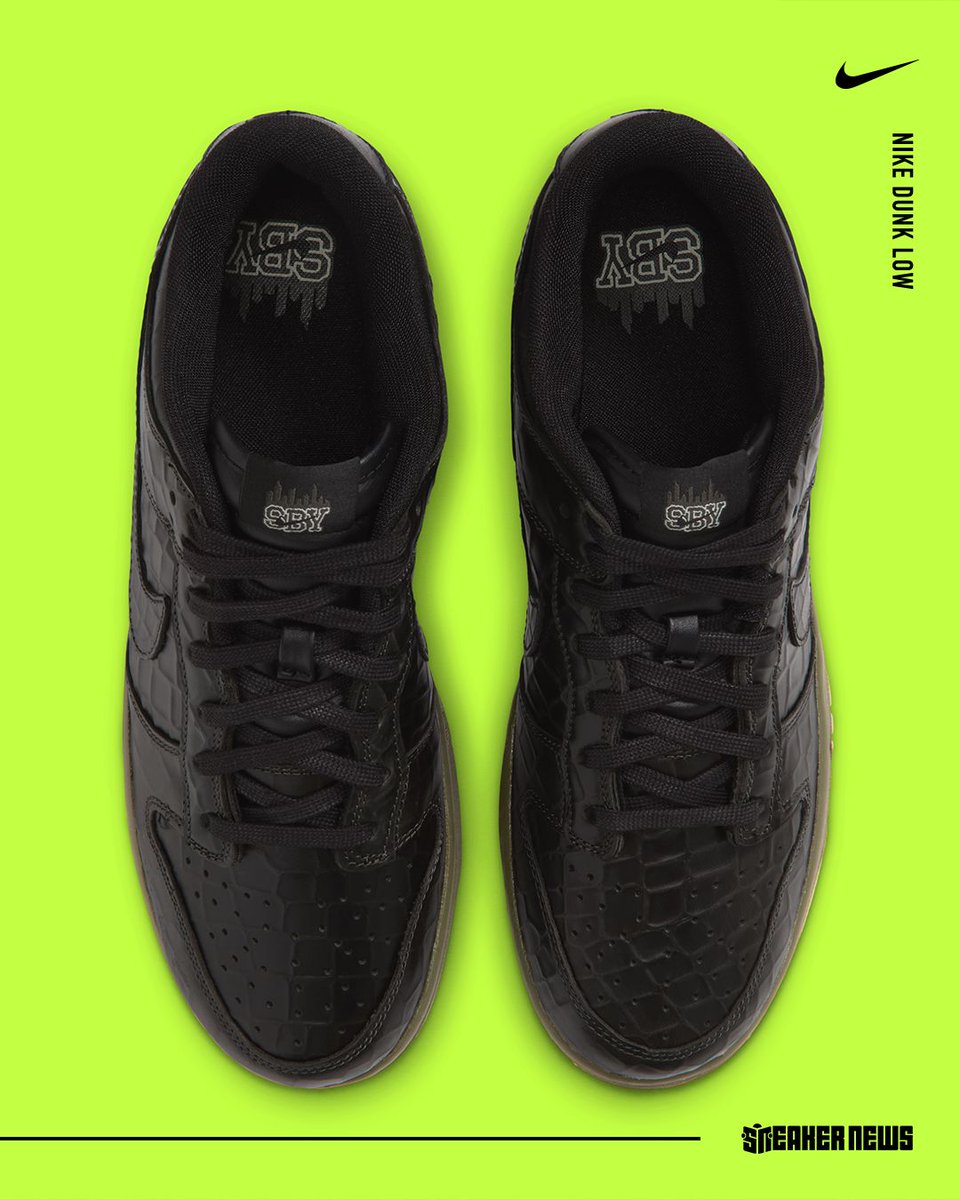 SneakerNews's tweet photo. The Dunk Low enters Nike's Halloween 2026 fray with this spooky colorway 🐊 

Croc skin uppers, glow-in-the-dark outsoles, and "Shibuya" branding 

Get a closer look:  https://t.co/vlrsPv0eFk https://t.co/a0e58SVMPl