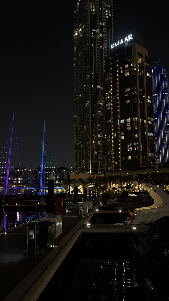 danahduk's tweet photo. golden weekend in Dubai hits different❤️ https://t.co/9GohiC1n7h