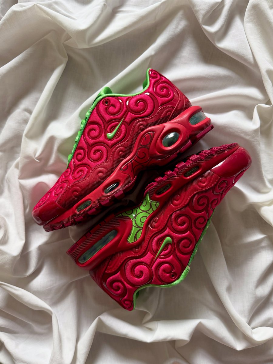 streetsouk's tweet photo. Nike x One Piece Air Max Plus TN🏴‍☠️ https://t.co/6xrtUNBlIb