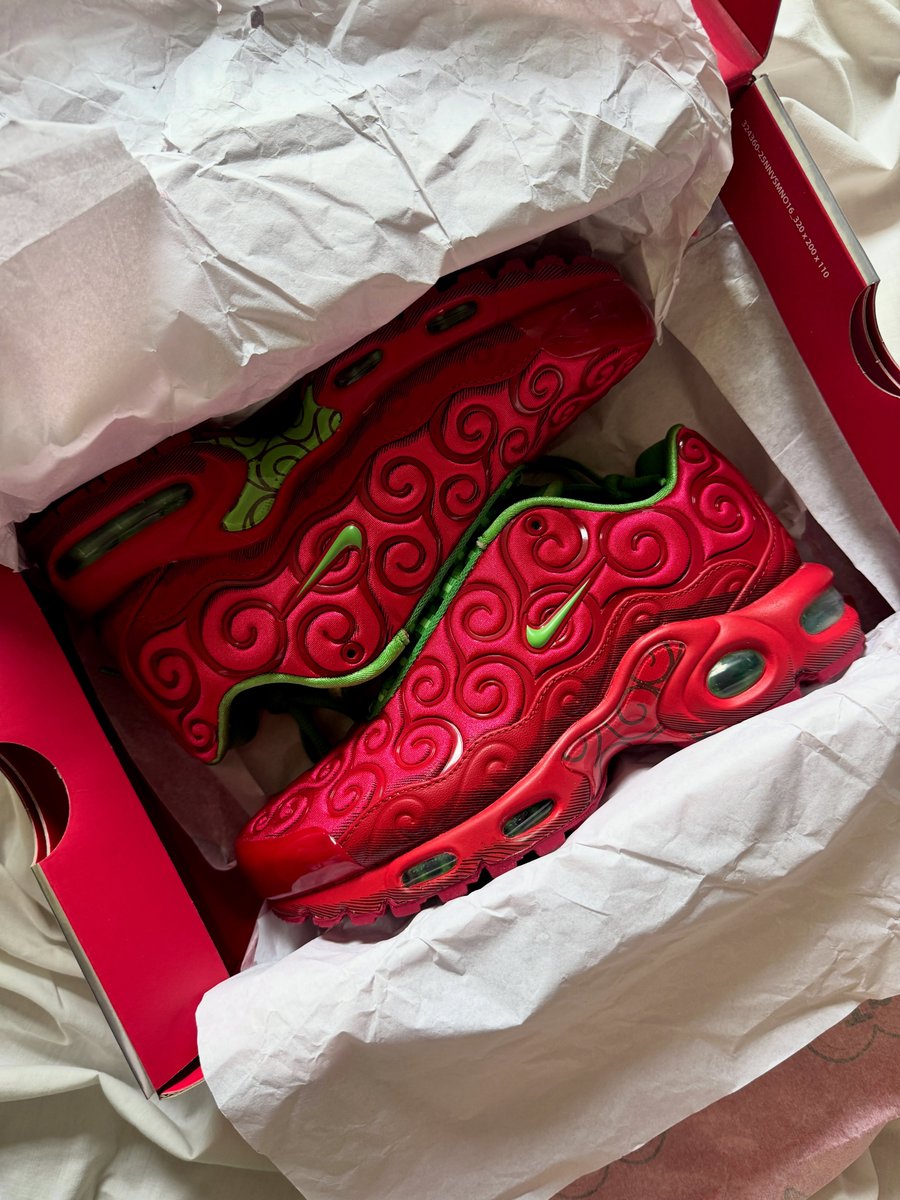 streetsouk's tweet photo. Nike x One Piece Air Max Plus TN🏴‍☠️ https://t.co/6xrtUNBlIb