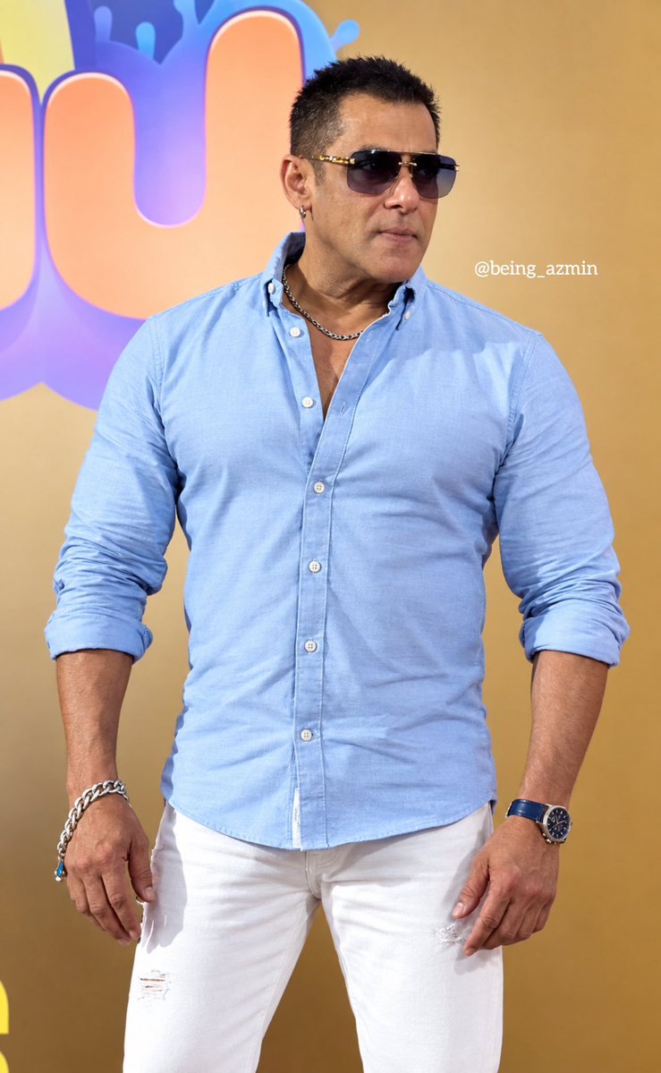 Freak4Salman's tweet photo. Kyun pade ho chakkar me.. Koi nahi he Takkar me. 

What a man. What a Swag. #SalmanKhan💥 https://t.co/wLAkIkafN6