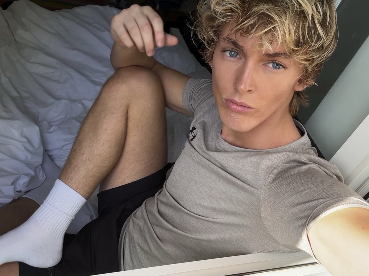 DevonBarrett444's tweet photo. Said I was going to the gym 20 minutes ago https://t.co/6NJz2grwyx