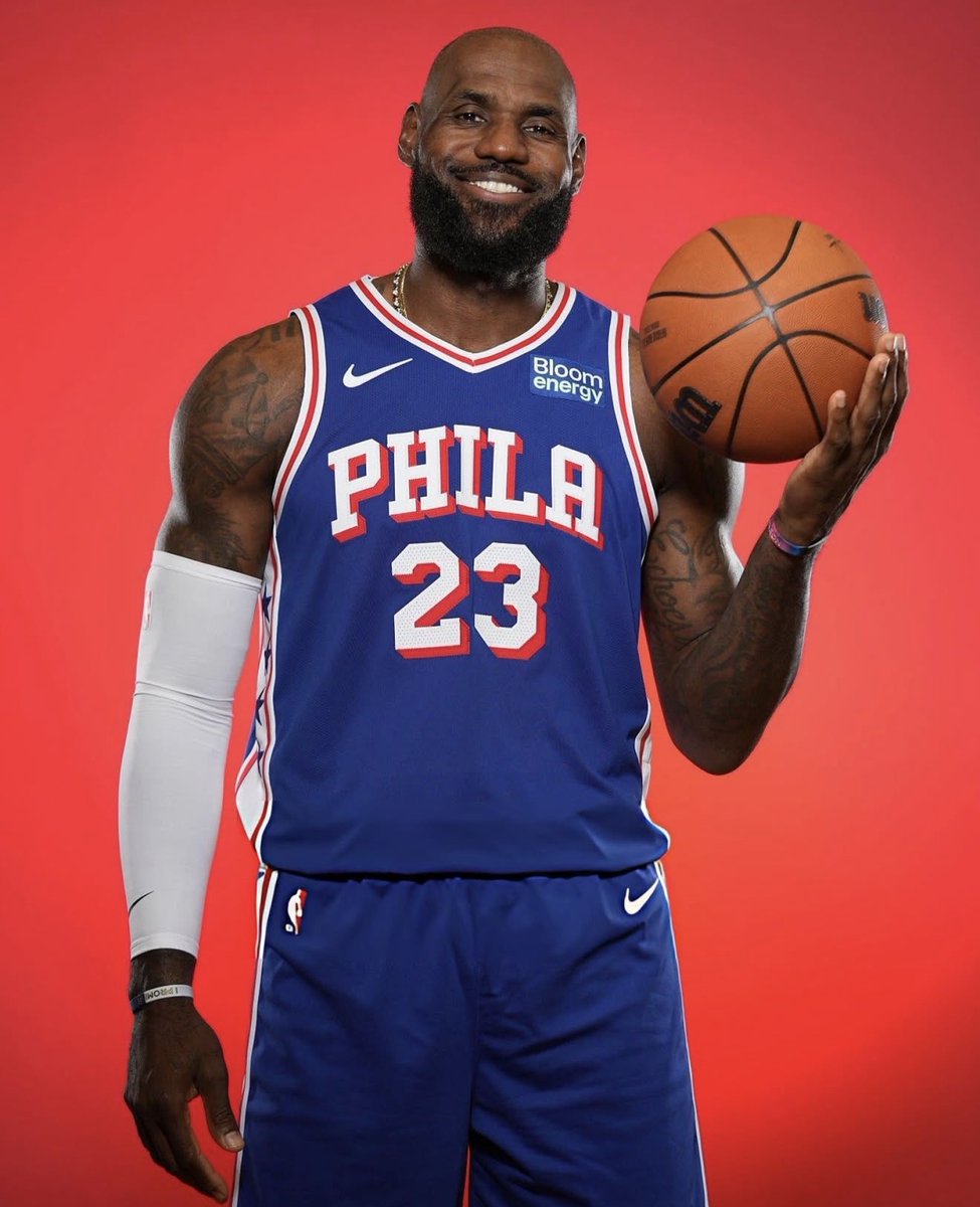 76ersMuse's tweet photo. 4 DAYS UNTIL 76ERS BASKETBALL IS FINALLY BACK 👀🔥 https://t.co/zFzURPBgSZ