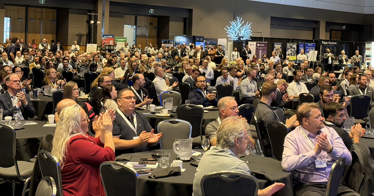 VictorFedeli's tweet photo. From aerospace and defence, to agri-food and tech innovation, Southwestern Ontario is an economic powerhouse, anchoring some of the province’s leading capabilities.

It was a pleasure to join industry leaders at today’s Manufacturing Matters Conference to highlight the actions our government is taking to maintain investment momentum in the face of U.S. tariffs and support manufacturers in their trade diversification efforts.
 
@LondonEDC