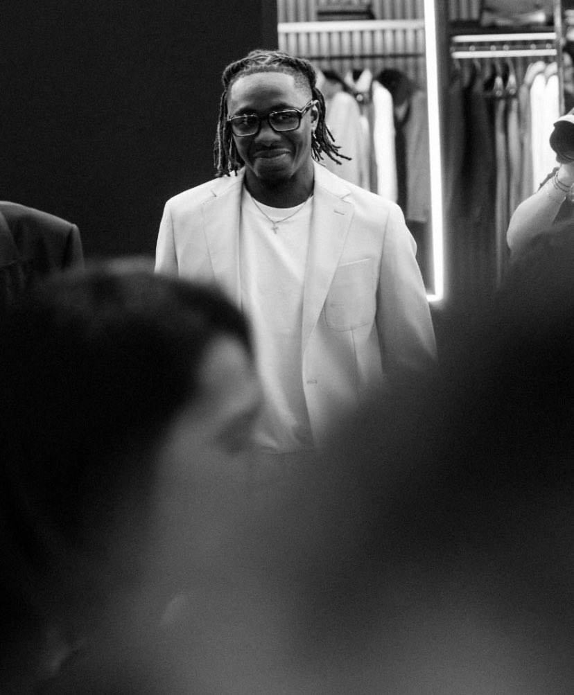 ArsenalRadar's tweet photo. Eberechi Eze x Boss Eyewear #BeYourOwnBoss https://t.co/bsUnCHG25O