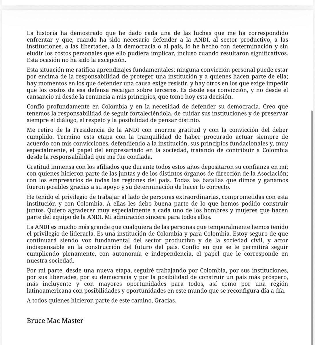PaoHerreraC's tweet photo. Esta es la carta con la renuncia @BruceMacMaster a la @ANDI_Colombia 
Dice que intentó mantener espacios de interlocución con el gobierno pero que esos esfuerzos no tuvieron éxito. 
Léanla atentamente, aquí hay algunas explicaciones muy importantes y claridades https://t.co/iP2VEuyiNG