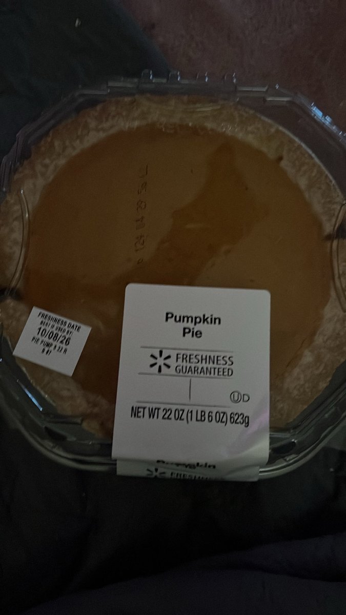 KMitchDB's tweet photo. ITS TIME!!!  

Welcome to October!!

I spy with my little eye… 

A DELICIOUS PUMPKIN PIE!! 

I’m gonna eat the shit out of this with cool whip…. Mmmm

Time to turn into a fat ass… LMAO 😂 

#PumpkinPie #October #Halloween #CoolWhip

👻🎃🐈‍⬛💀👻🎃🐈‍⬛💀👻🎃🐈‍⬛ https://t.co/6x0clCNnIb