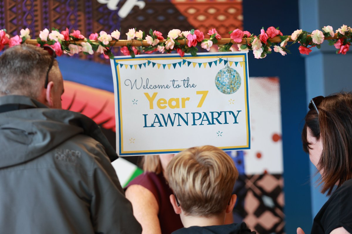 PutteridgeHSch's tweet photo. Beautiful afternoon spent with our Year 7 families! ☀️ A huge thank you to everyone who joined us for our Lawn Party. It was fantastic to see parents connecting with tutors and meeting other families across the year group. Welcome to the school community! 🏫 ✨ https://t.co/qeavMsi4EE