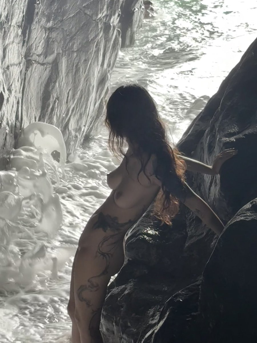 songxiawentong7's tweet photo. 發幾張手機花絮
因為不知道我什麼時候才能發正片

 Model @JennySuen10 
@mia9iaw 
@shenyuan_Abyss 

策劃@WANIMAL912 https://t.co/CUB3V7l7Cm
