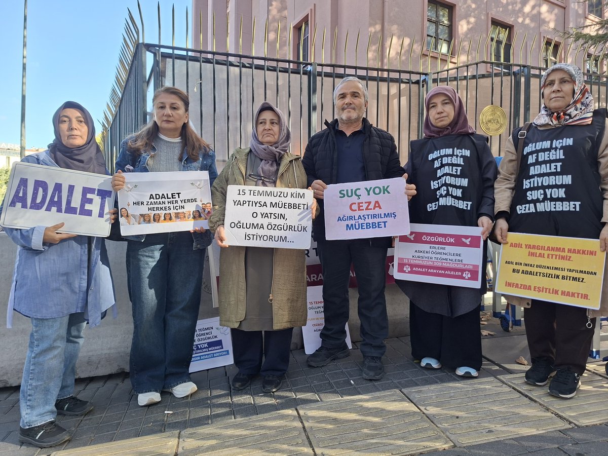 KuruHasibe46184's tweet photo. @AvOzlemZengin https://t.co/0vVCndLlFx…
Sayın Cumhurbaşkanımıza,
Devlet Büyüklerimize,
Türkiye Büyük Millet Meclisimize açık mektubumuzdur.
#15TemmuzunMağdurAskerleri yeni yasama yılında ADALET BEKLİYOR 

@RTErdogan @TBMMresmi
@TBMMGenelKurulu @NumanKurtulmus @abakingurlek @adalet_bakanlik https://t.co/bRrsGj0OOC