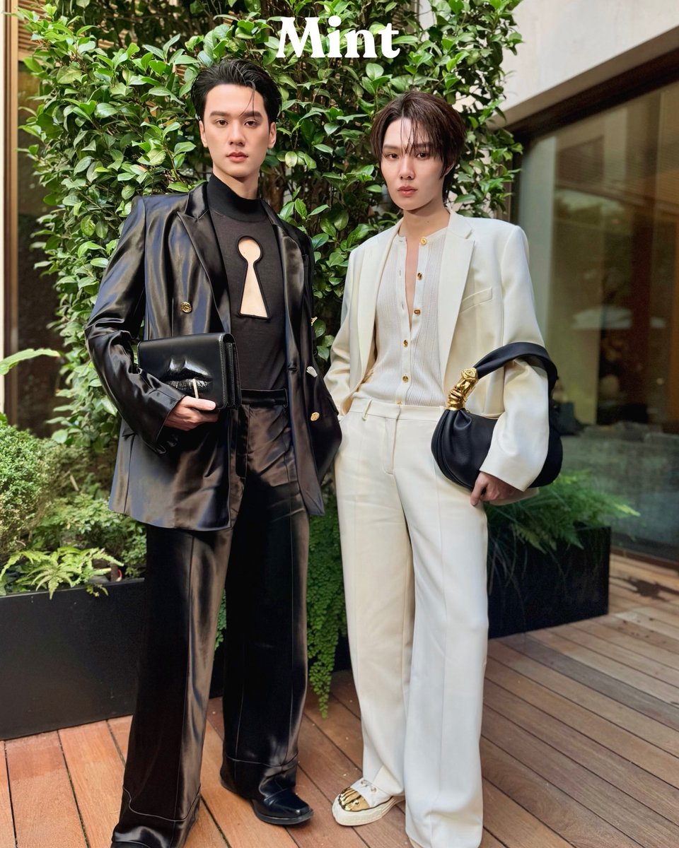 mintmag_th's tweet photo. โดดเด่นทั้งคู่! #MintReports เสิร์ฟฟร้อนท์โรว์ลุค #เก่งน้ำปิง เตรียมพร้อมไปร่วมชมแฟชั่นโชว์ Schiaparelli นำเสนอคอลเล็กชั่นใหม่ Spring Summer 2027 ที่จะจัดขึ้นในค่ำคืนนี้ ณ กรุงปารีส ฝรั่งเศส เหล่าแฟนๆ ส่งกำลังใจให้กับทั้งคู่กันได้เลย 💚

#SchiaparellixKENGNAMPING
#Schiaparelli
#KengNamping 
#KengHarit #nampingster
#MintMagTH