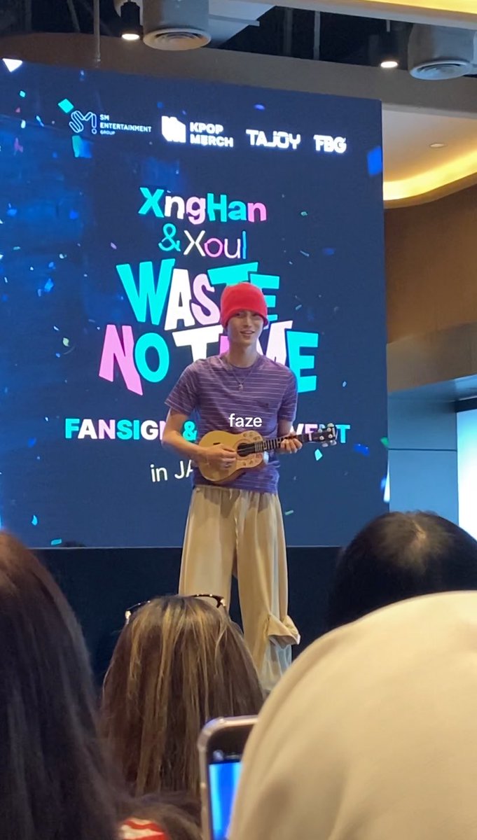itjeea's tweet photo. HAPPY BIRTHDAY MY TWINyyyy🧚🏻 #XNGHAN ! 🍀✨💐🩷🥺

#오늘승한생일_관심좀 
#BornToGlow_XngHan
#HAPPYXngHanDAY https://t.co/eVr0nauRir