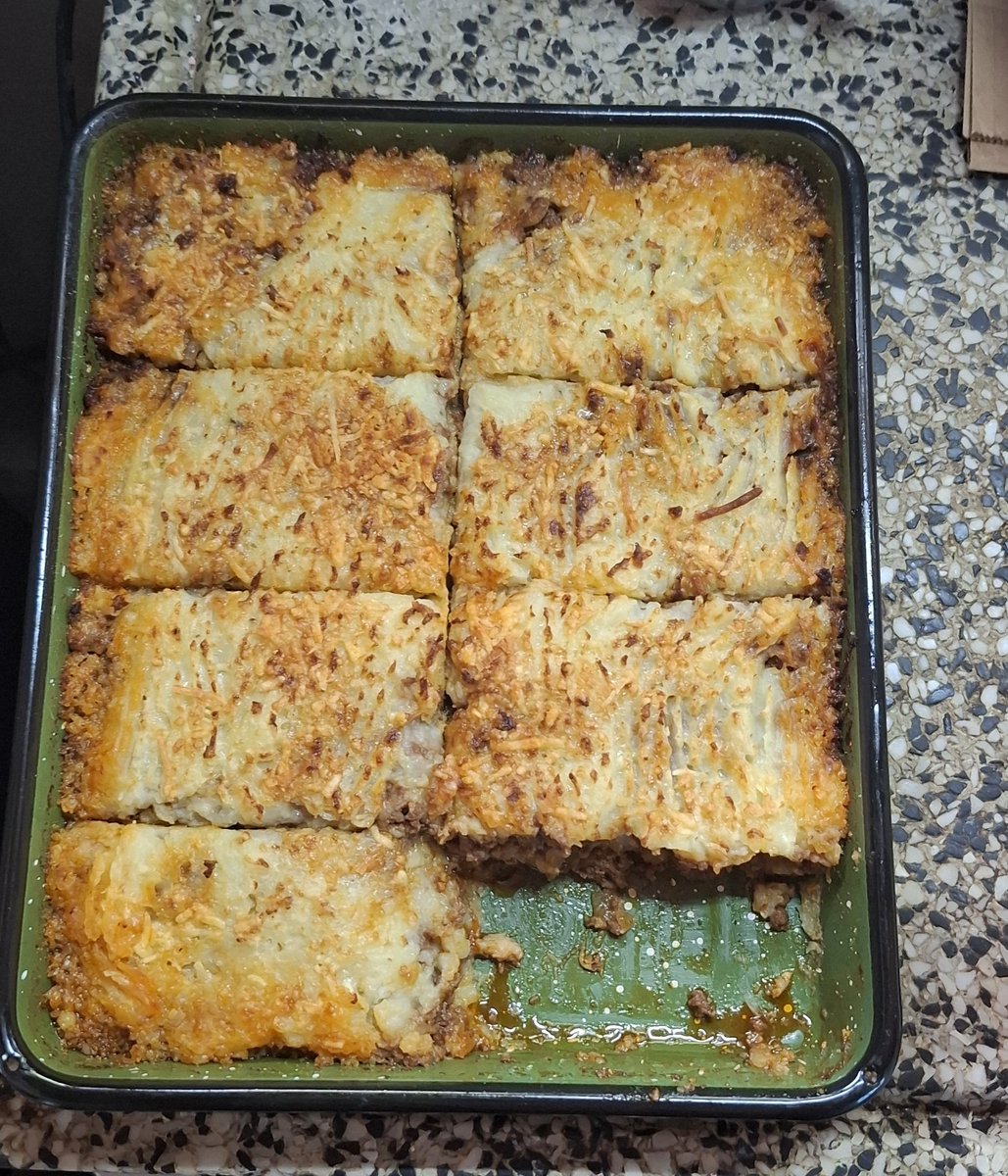 Facu_________3's tweet photo. Si le decis pastel de carne al pastel de papa, te mereces todo lo malo https://t.co/Hts0RlHNx9