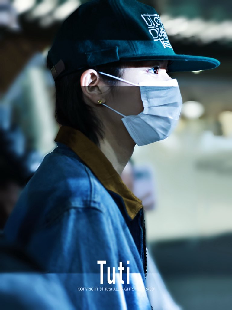 Tuti_iss's tweet photo. 【260928】ICN🛬
눈이 반짝반짝해✨
#롱샷 #LNGSHOT 
#오율 #OHYUL https://t.co/jlxin6Syji