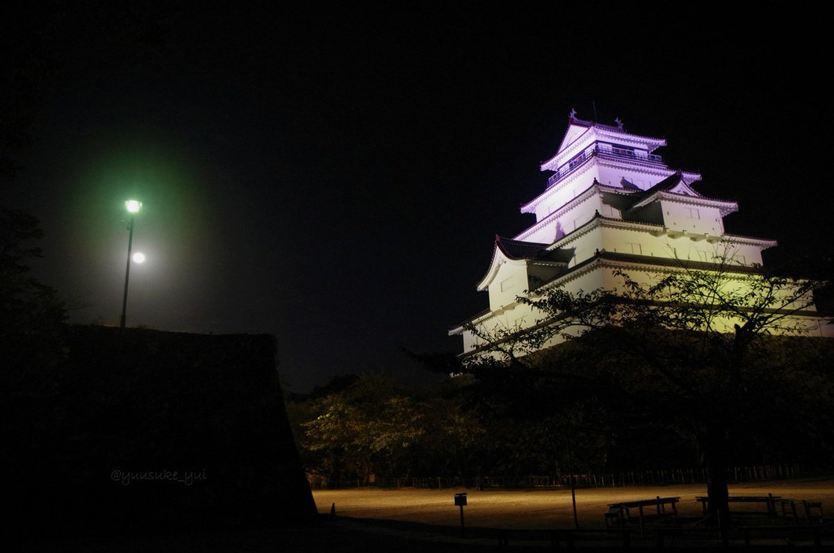 Ruturaj9103's tweet photo. たまにはしっとりした？ゆっくりしたテンポの曲を歌ってみたいなと考えながら今日も寝るにだ
おやちみ〜！ https://t.co/0SJO3QXsMO
