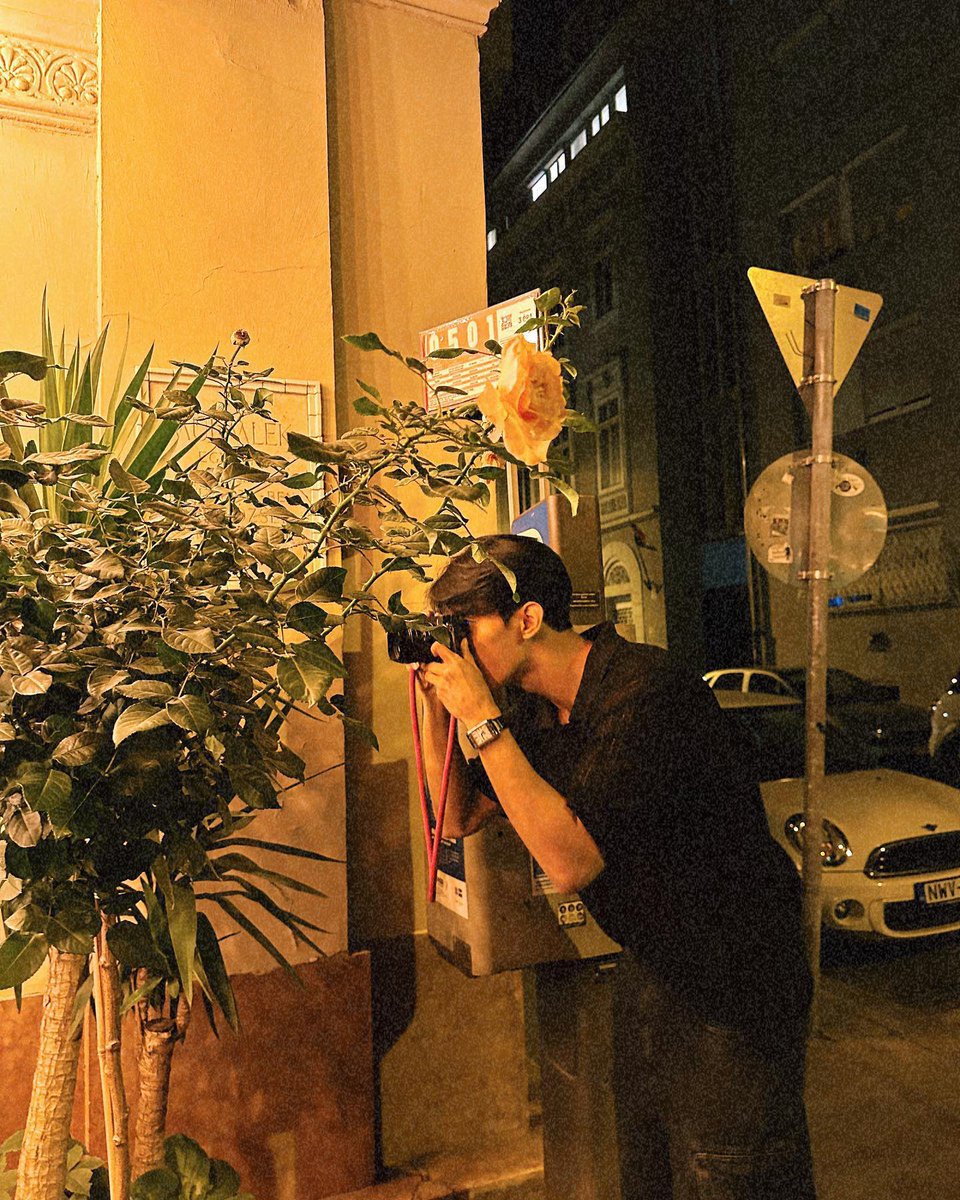 timefordk's tweet photo. 231002 도겸 인스타그램 #dkig
🖤
#도겸 #ドギョム #DOKYEOM #세븐틴 https://t.co/9mPIXweb0I