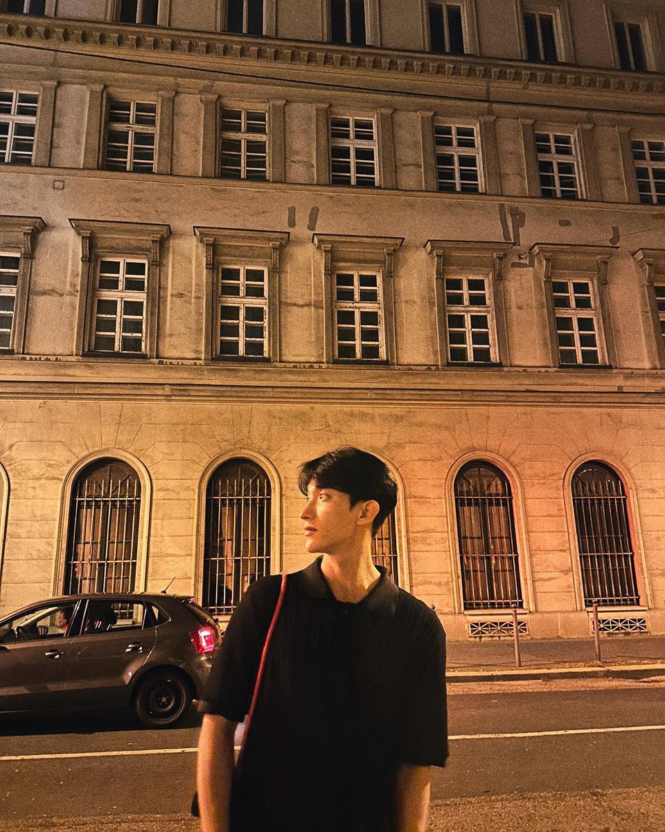 timefordk's tweet photo. 231002 도겸 인스타그램 #dkig
🖤
#도겸 #ドギョム #DOKYEOM #세븐틴 https://t.co/9mPIXweb0I