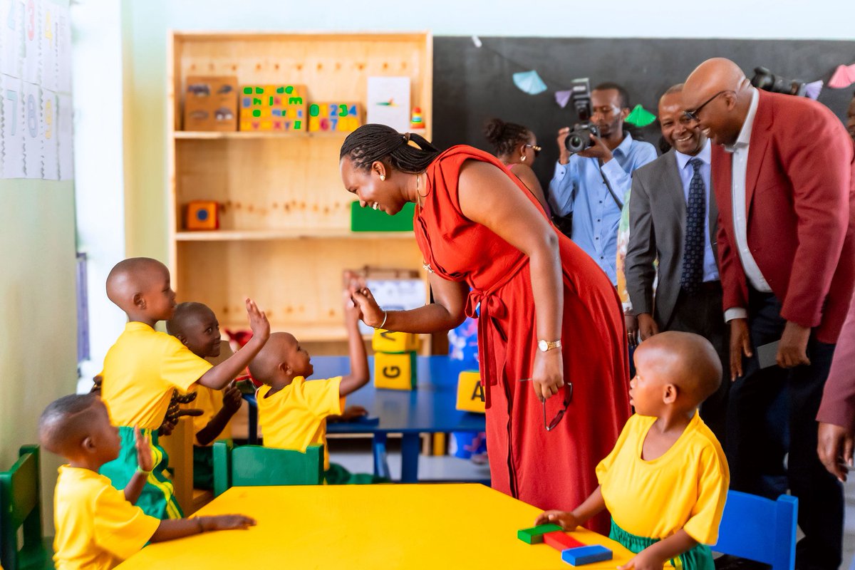 Imbuto's tweet photo. Our September newsletter is here!

From the launch of the 4th Edition of #ArtRwandaUbuhanzi to stories of impact across our programmes in #ECD, #ASRH and the awarding of our #iAccelerator7 innovators, discover our September highlights.

Not subscribed yet? Subscribe today and read the full newsletter here: https://t.co/UCf3CY3ZCo

#ImbutoEngages