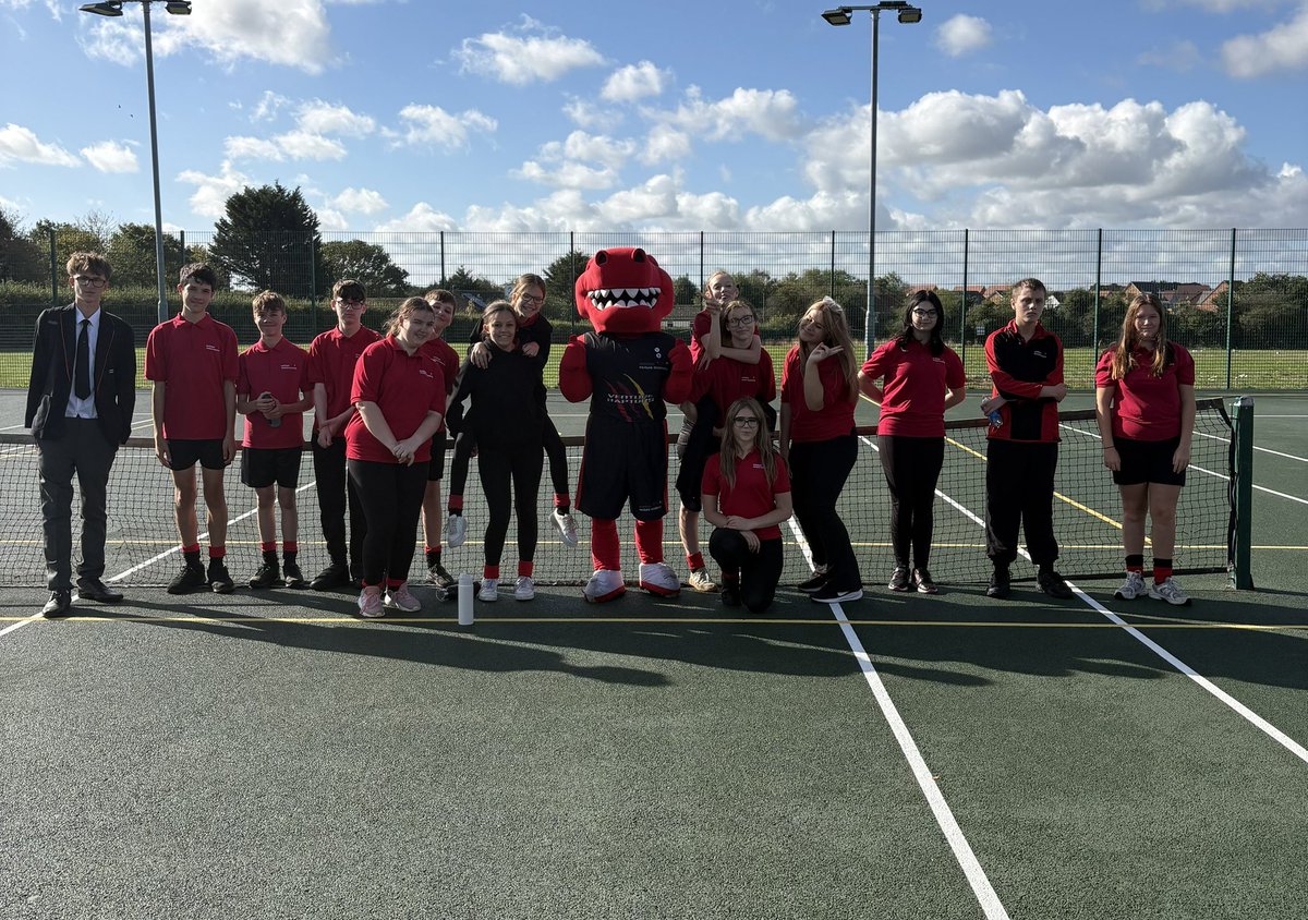 Venture_Create's tweet photo. @OutreachUEA Presented to year 8 this week inspiring careers and pathways by the amazing Julie, whilst year 10 leaders hosted their first sports festival and played some circle games in Child Development @OrmistonVenture https://t.co/PB1LSBUCFC