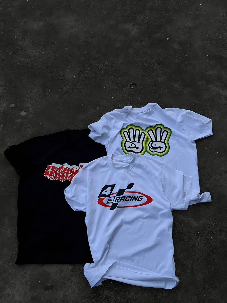 43_box's tweet photo. Happy independence from 43 box. 🇳🇬Nigeria will be better but till then, let’s keep being swag with our independence set.🙂‍↔️🔥

#naijaindependence #43box #swagme https://t.co/5x0gQ4OXFH
