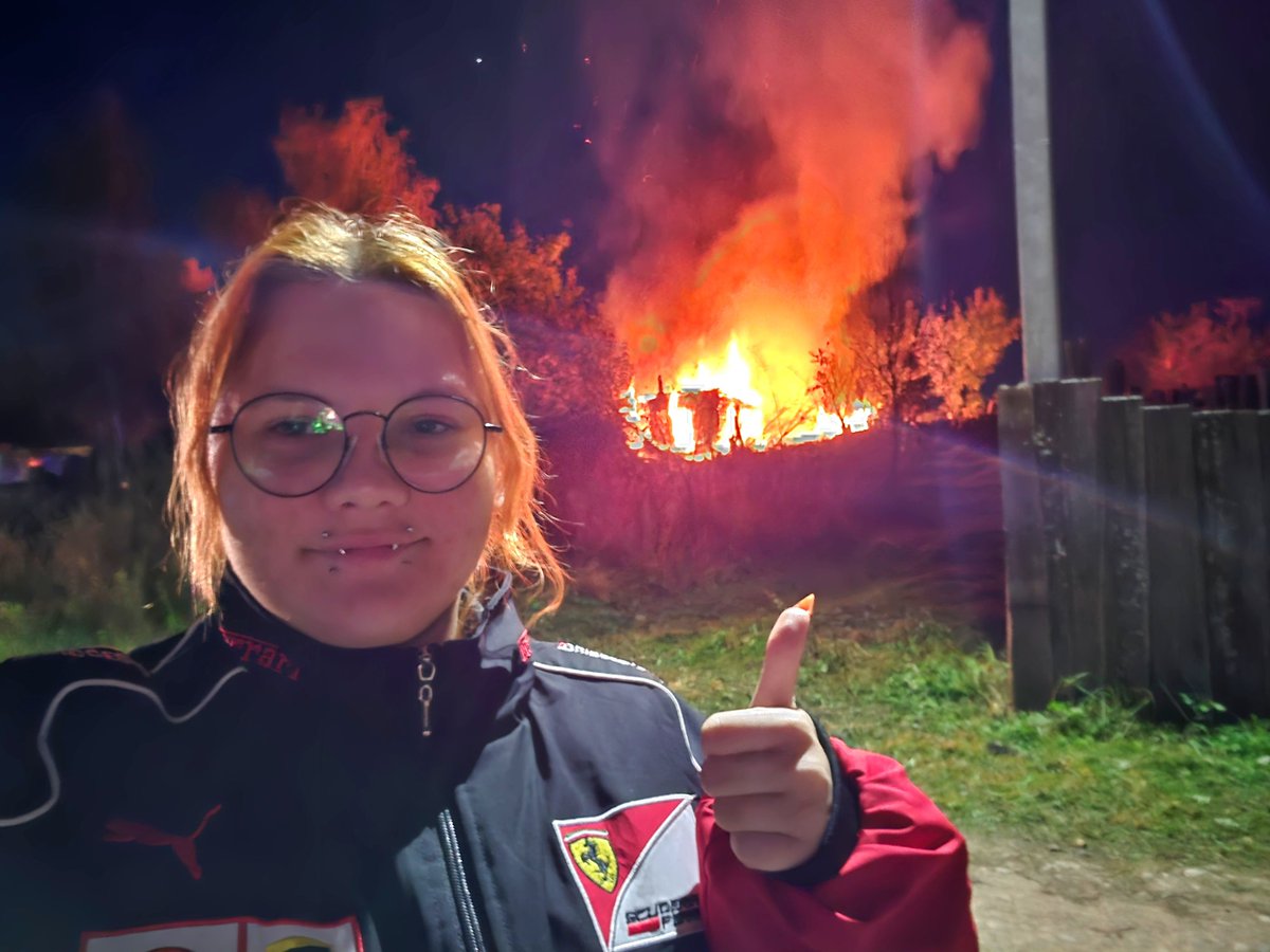 myaffmef's tweet photo. sorry две одинаковые фотки скинула https://t.co/Ub9LxMbSj3