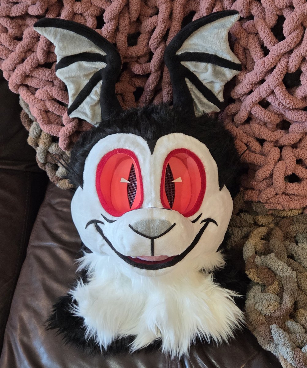 adrastusart's tweet photo. Andddd my most recent one, Bunnicula🦇this was a commission I just finished up and will be making paws, a tail, and a bag for! https://t.co/76jXOO0nt0