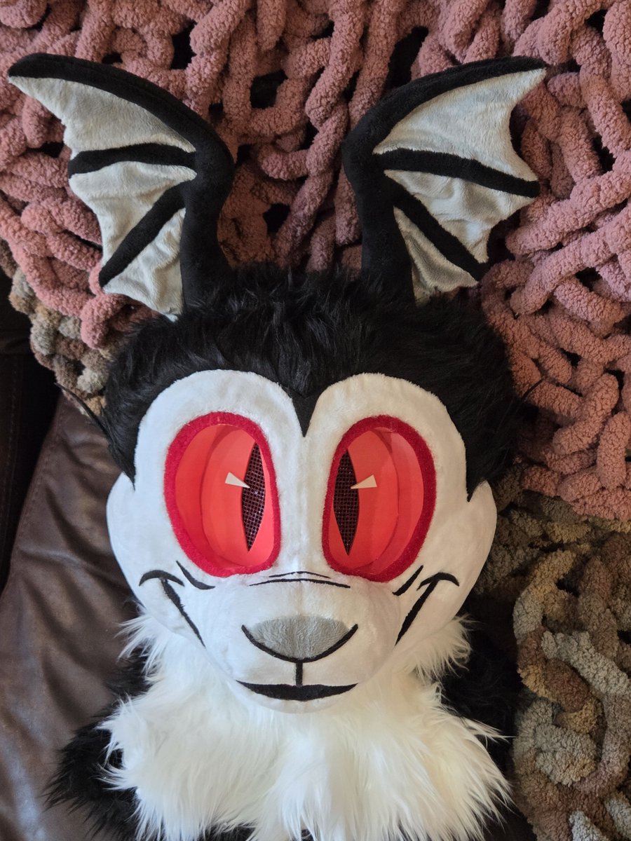 adrastusart's tweet photo. Andddd my most recent one, Bunnicula🦇this was a commission I just finished up and will be making paws, a tail, and a bag for! https://t.co/76jXOO0nt0